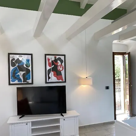 Oda ve Kahvaltı Paestum Suite *