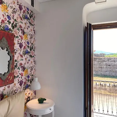 Paestum Suite * Paestum